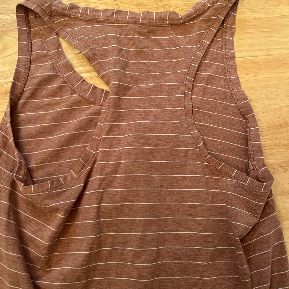 Lululemon love tank top pleated(pink and white striped) size 6
